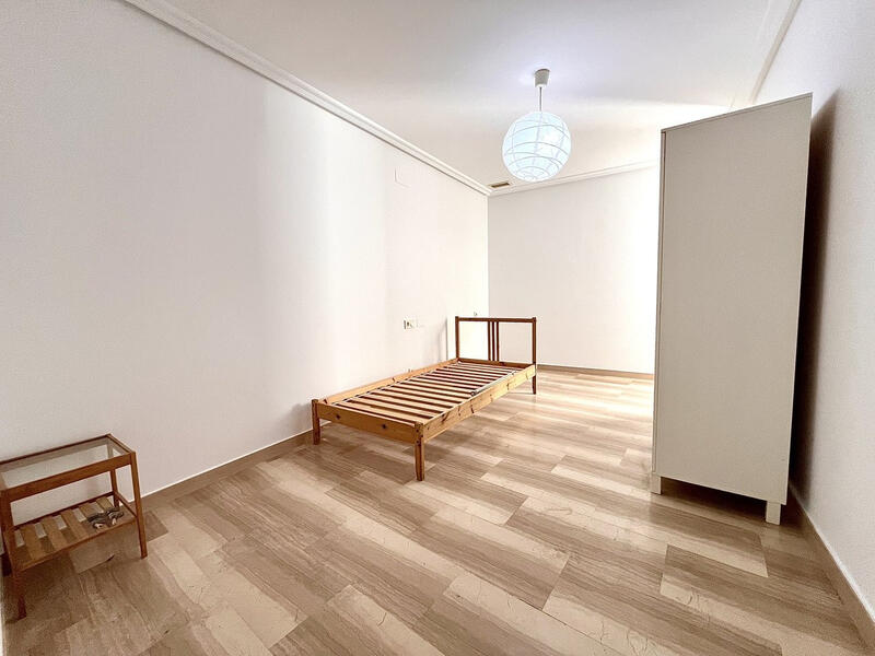 4 Schlafzimmer Appartement zu verkaufen
