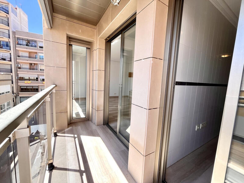 4 Schlafzimmer Appartement zu verkaufen