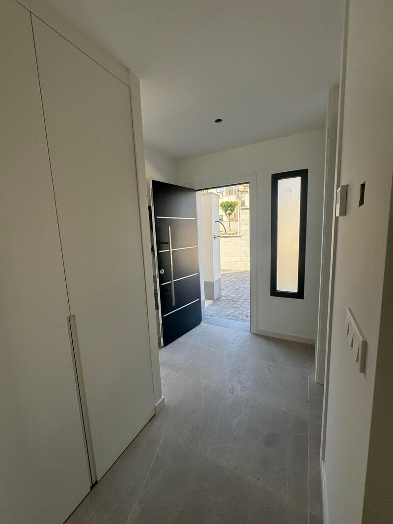 4 slaapkamer Villa Te koop