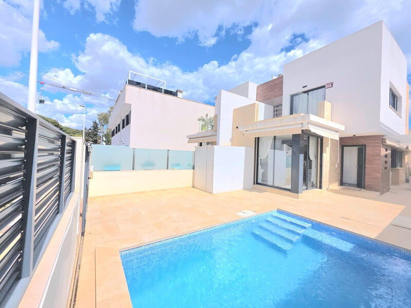 3 slaapkamer Villa Te koop