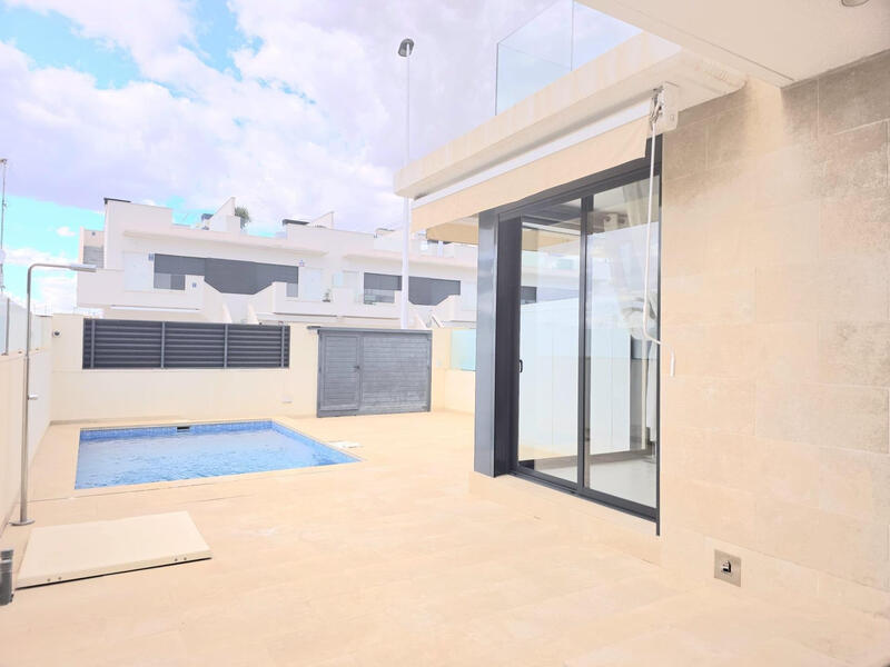 3 slaapkamer Villa Te koop