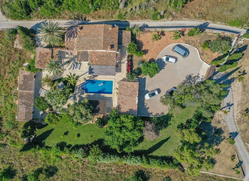 5 bedroom Villa for sale
