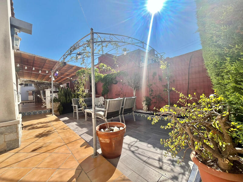 3 slaapkamer Villa Te koop
