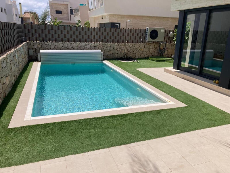 3 slaapkamer Villa Te koop