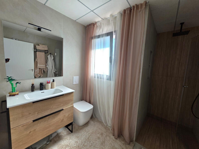 2 Cuarto Villa en venta