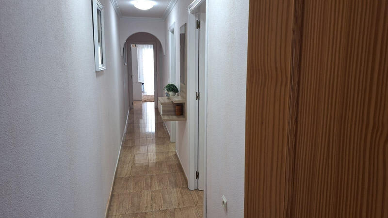 2 спальная комната квартира продается