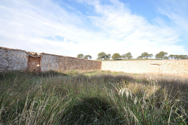6 bedroom Country House for sale