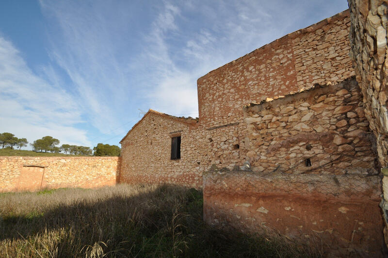 6 bedroom Country House for sale