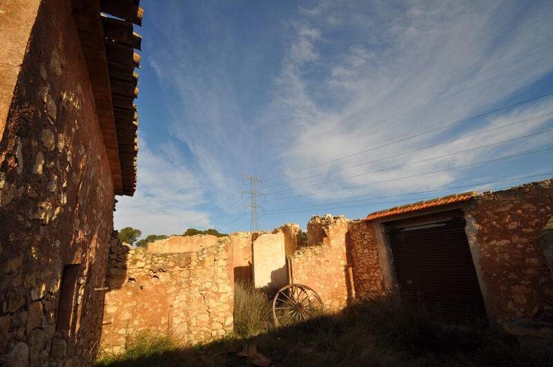 6 bedroom Country House for sale