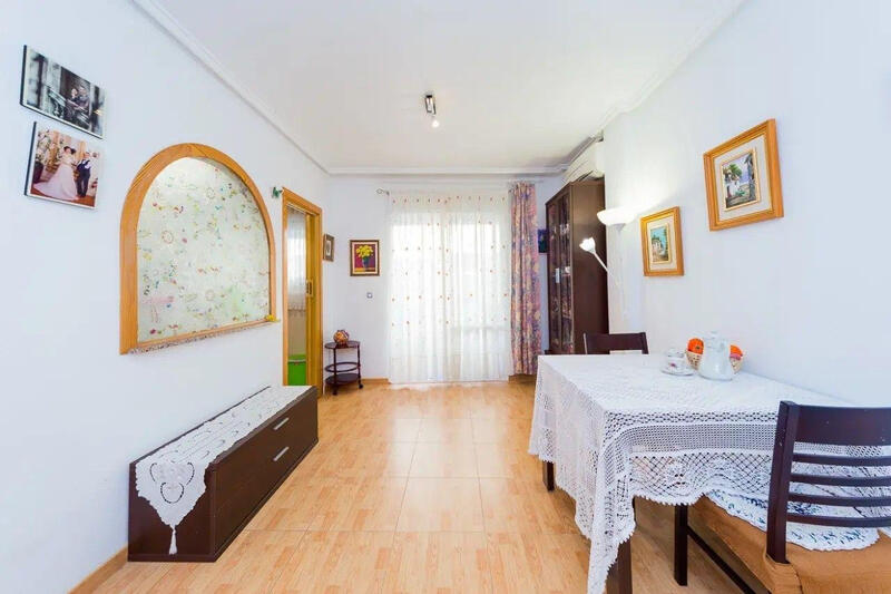 2 спальная комната квартира продается