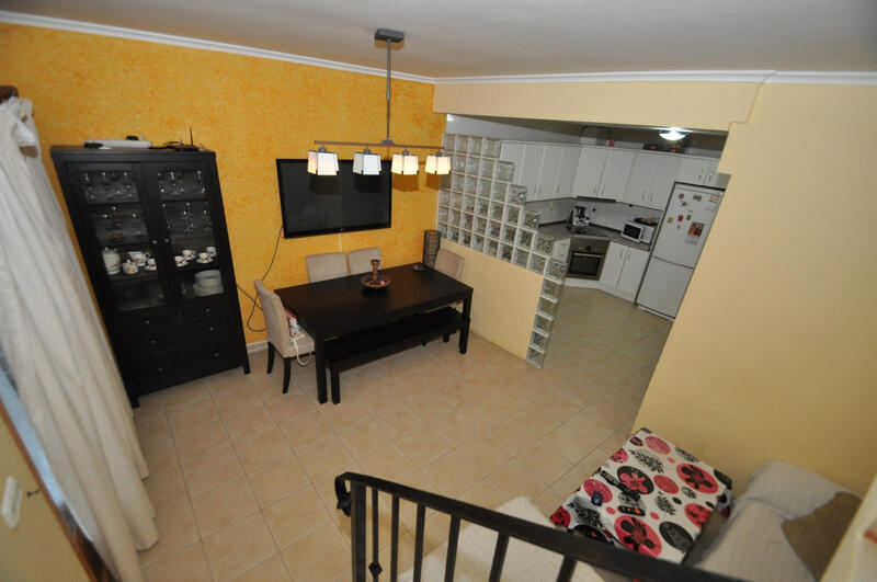 4 Schlafzimmer Stadthaus zu verkaufen