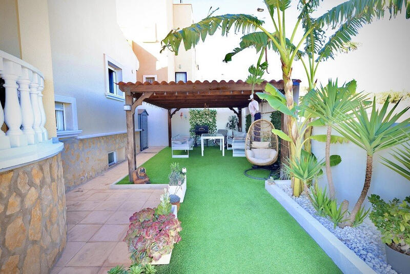 4 Cuarto Villa en venta