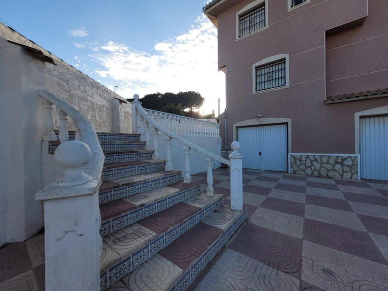 5 slaapkamer Villa Te koop