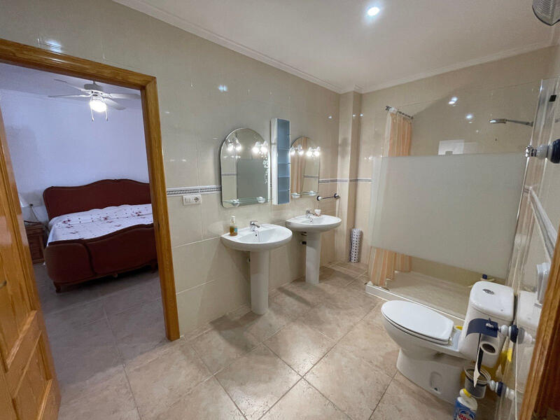 4 sovrum Villa till salu