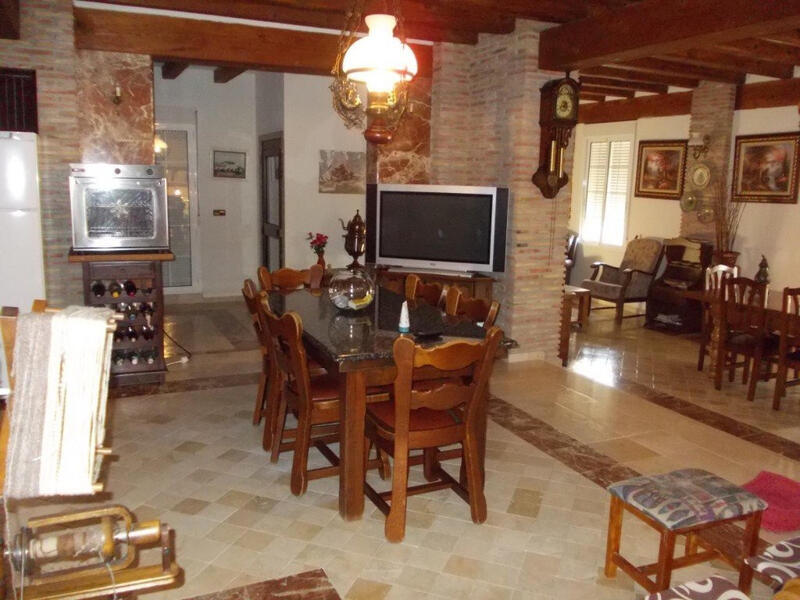 4 slaapkamer Villa Te koop