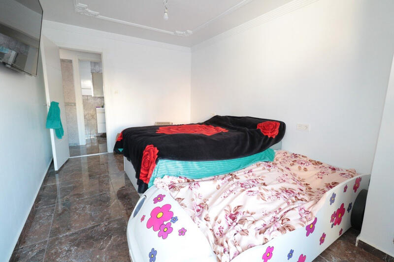 4 slaapkamer Appartement Te koop