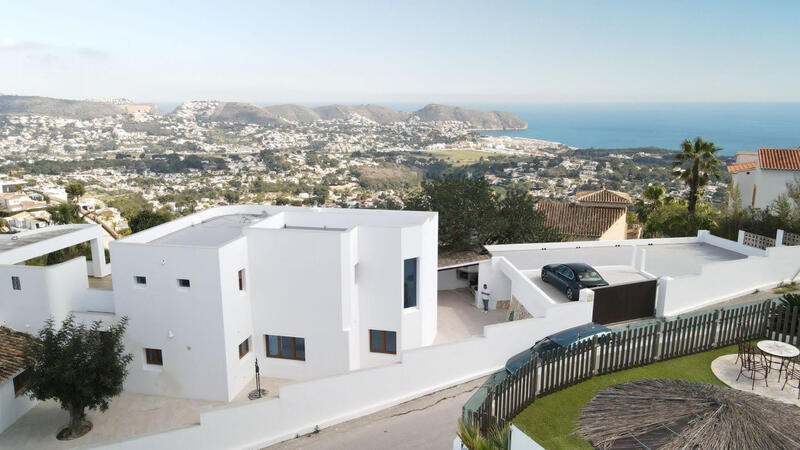 Villa Te koop in Moraira, Alicante