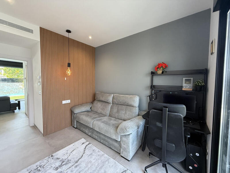 4 slaapkamer Villa Te koop
