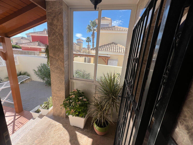 5 bedroom Villa for sale