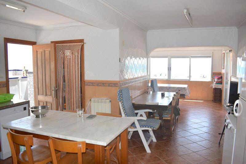 6 bedroom Villa for sale