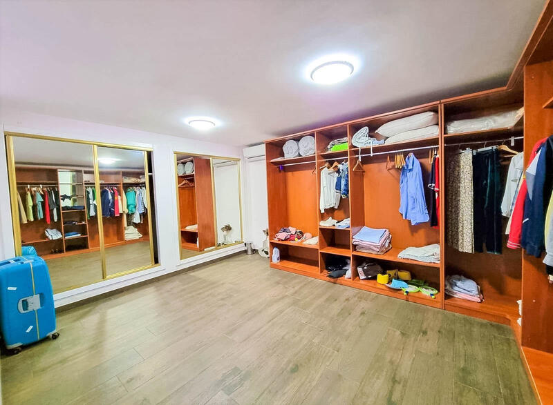 5 Schlafzimmer Villa zu verkaufen