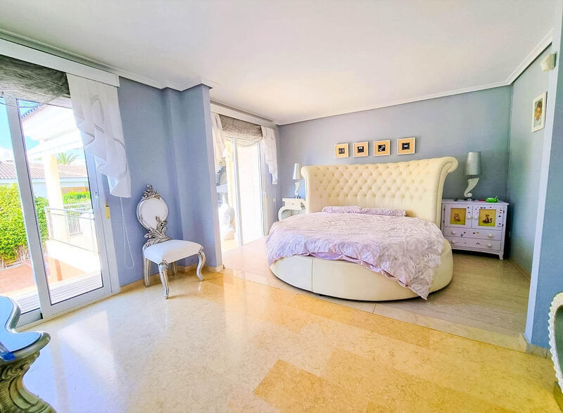5 Schlafzimmer Villa zu verkaufen