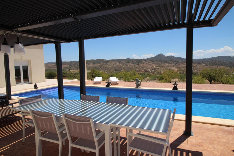 4 bedroom Villa for sale