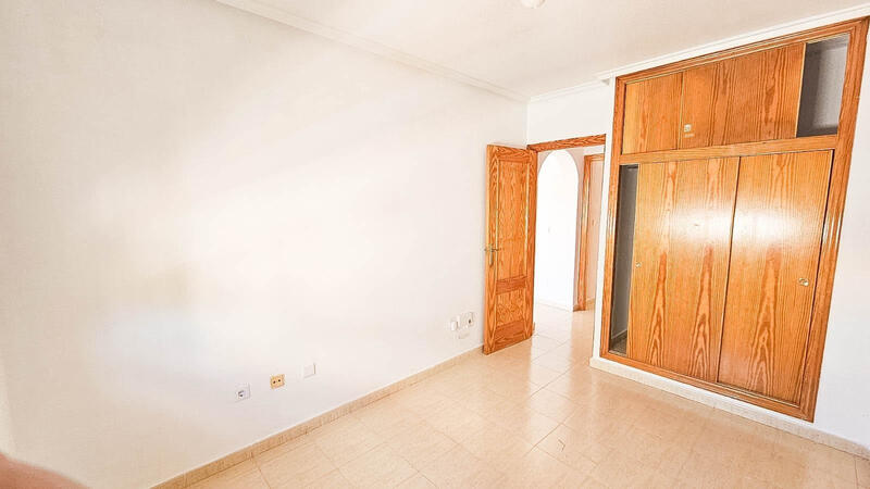 2 slaapkamer Appartement Te koop