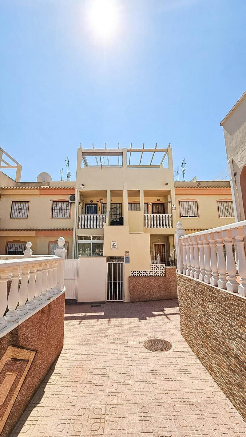 2 slaapkamer Appartement Te koop