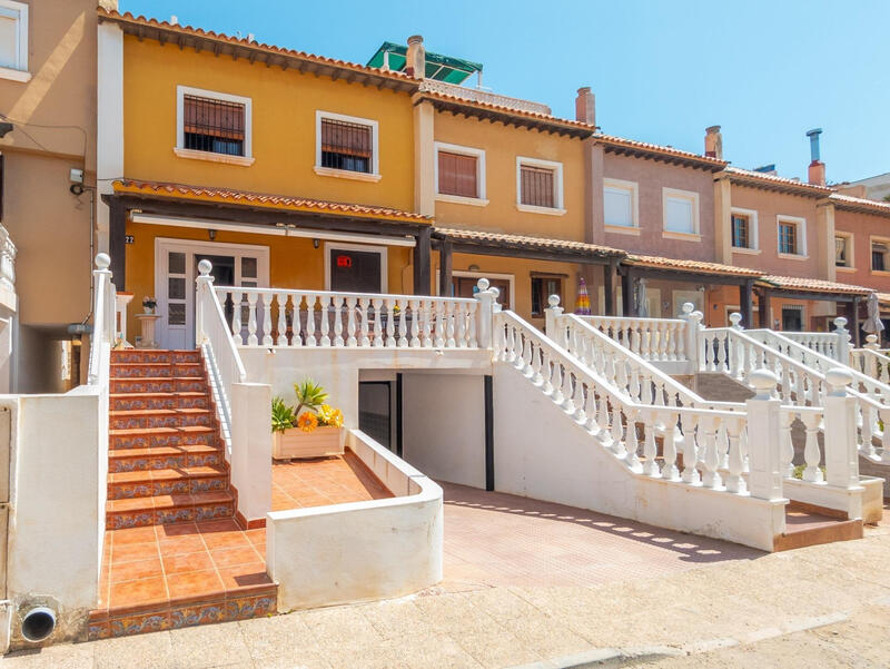 3 Cuarto Adosado en venta