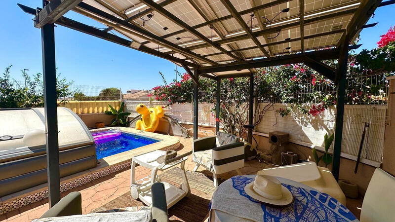 4 slaapkamer Villa Te koop