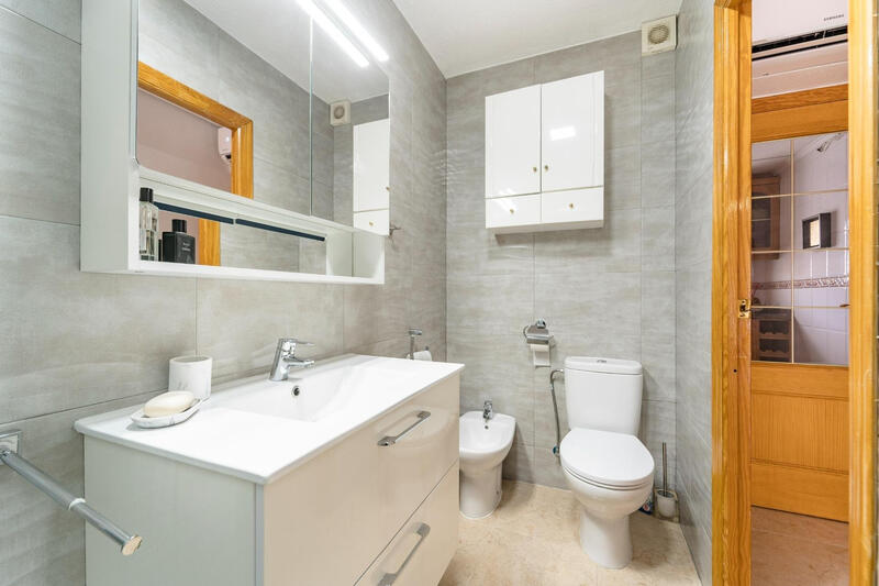 4 chambre Duplex à vendre
