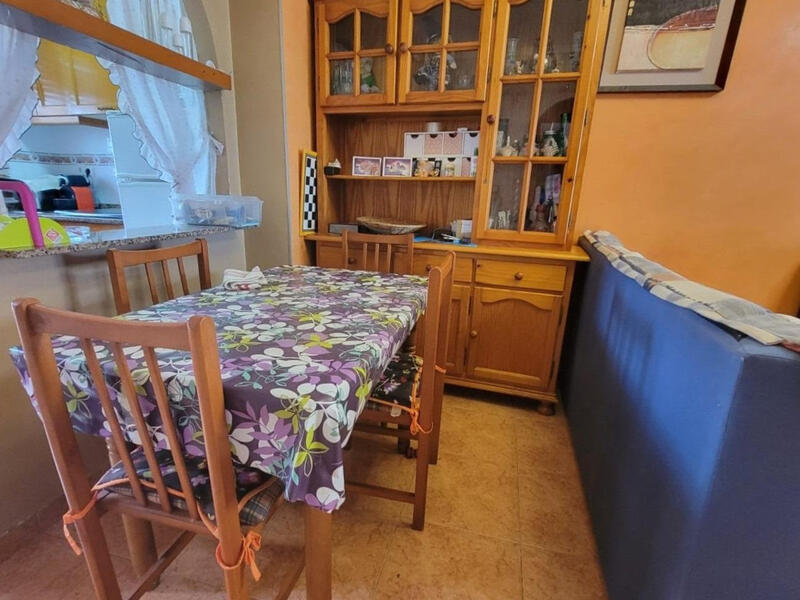 2 slaapkamer Appartement Te koop