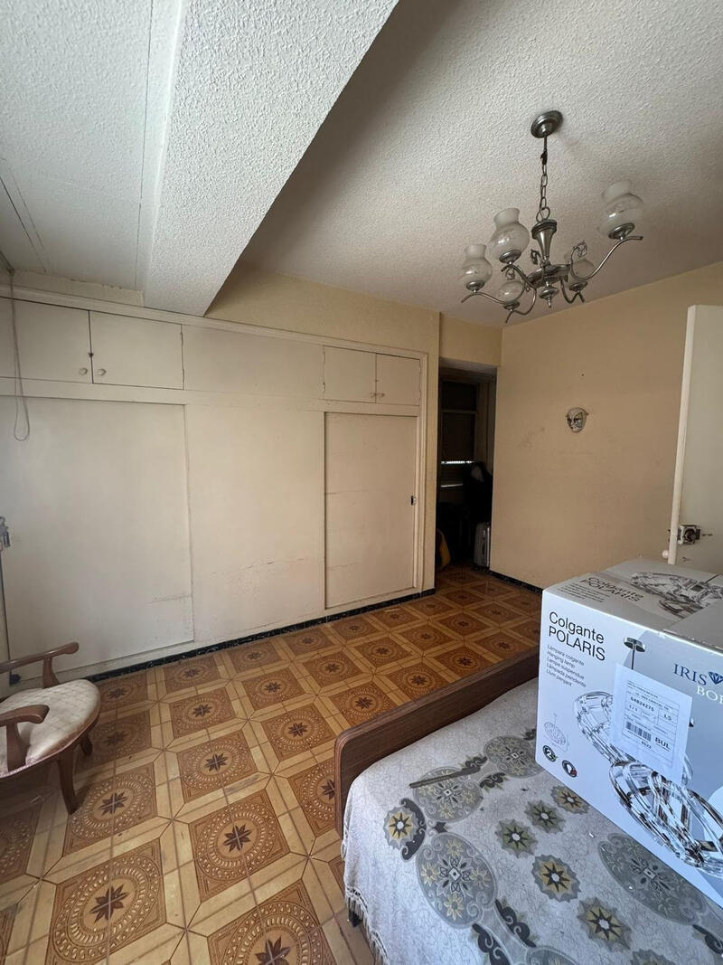 5 chambre Appartement à vendre