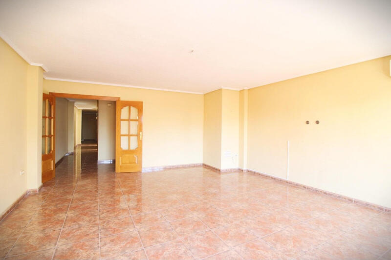 Apartment for sale in Torrevieja, Alicante