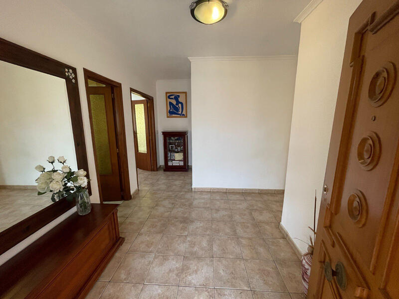 6 bedroom Villa for sale