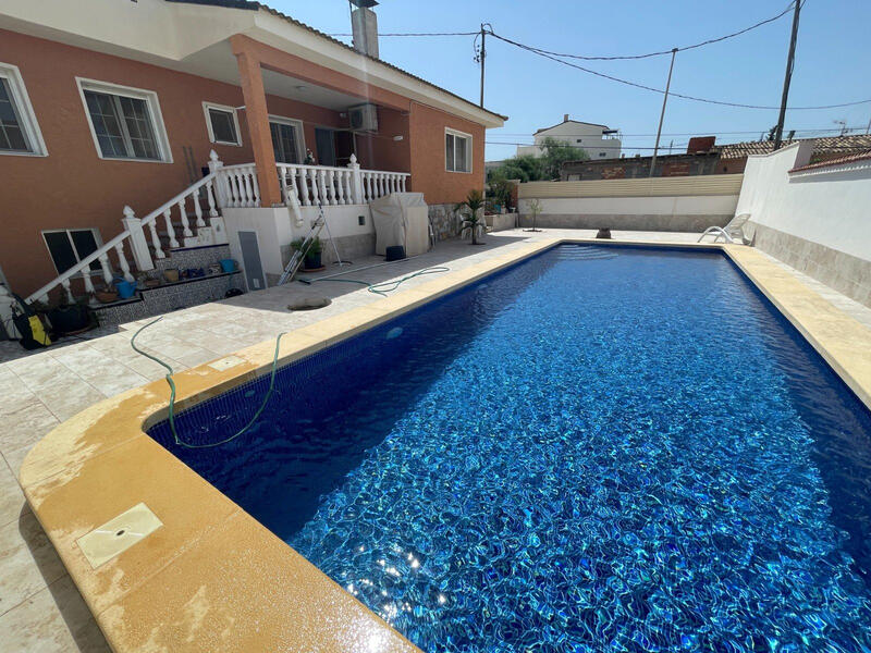 6 chambre Villa à vendre