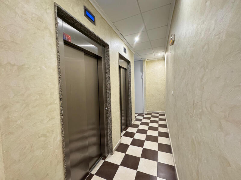 2 slaapkamer Appartement Te koop
