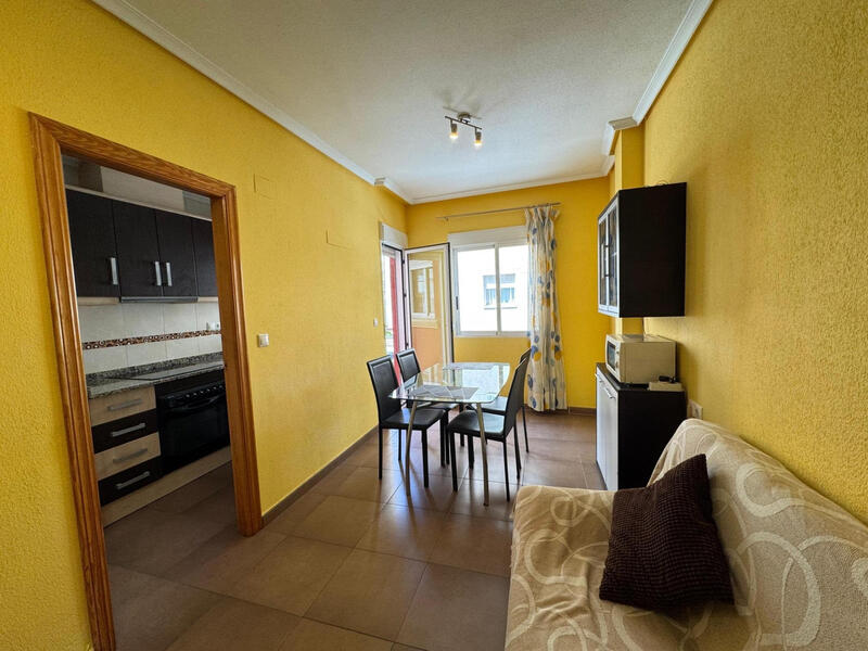 2 slaapkamer Appartement Te koop