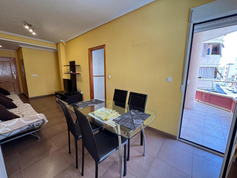 2 slaapkamer Appartement Te koop