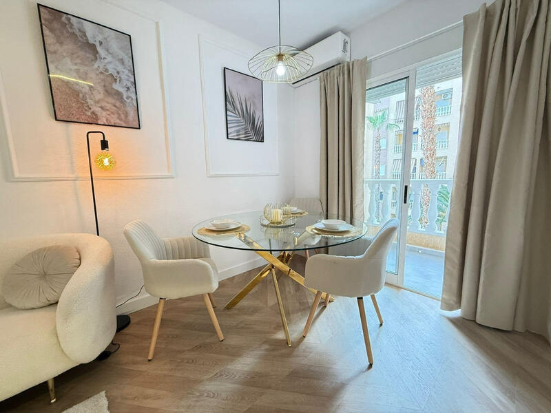 2 slaapkamer Appartement Te koop