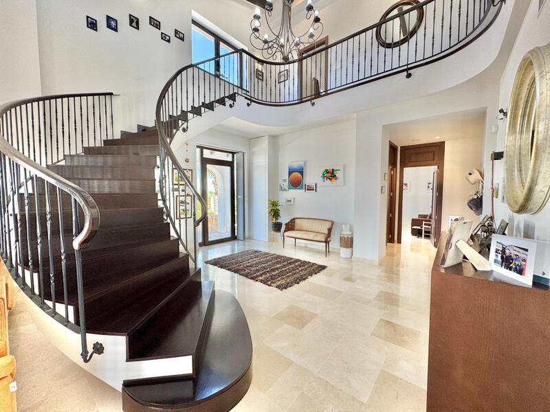 Villa til salgs i Dolores, Alicante