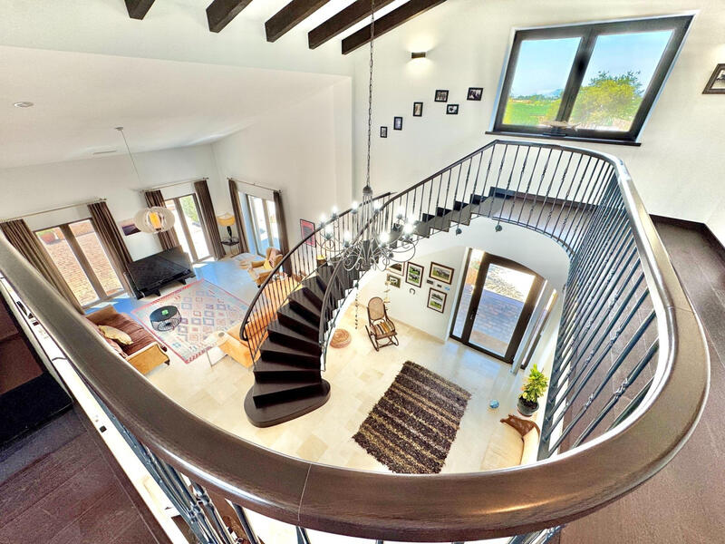 4 soverom Villa til salgs 4 soverom Villa til salgs