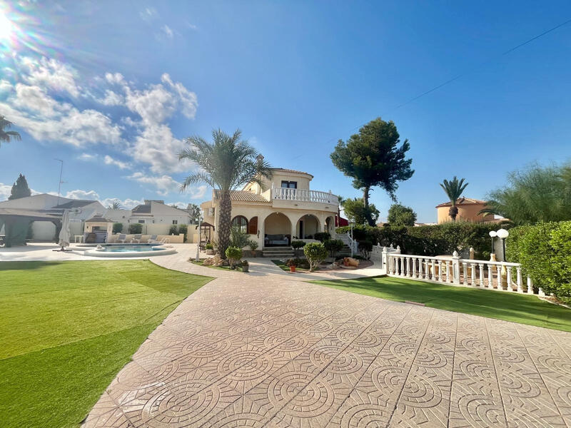 4 Cuarto Villa en venta 4 Cuarto Villa en venta