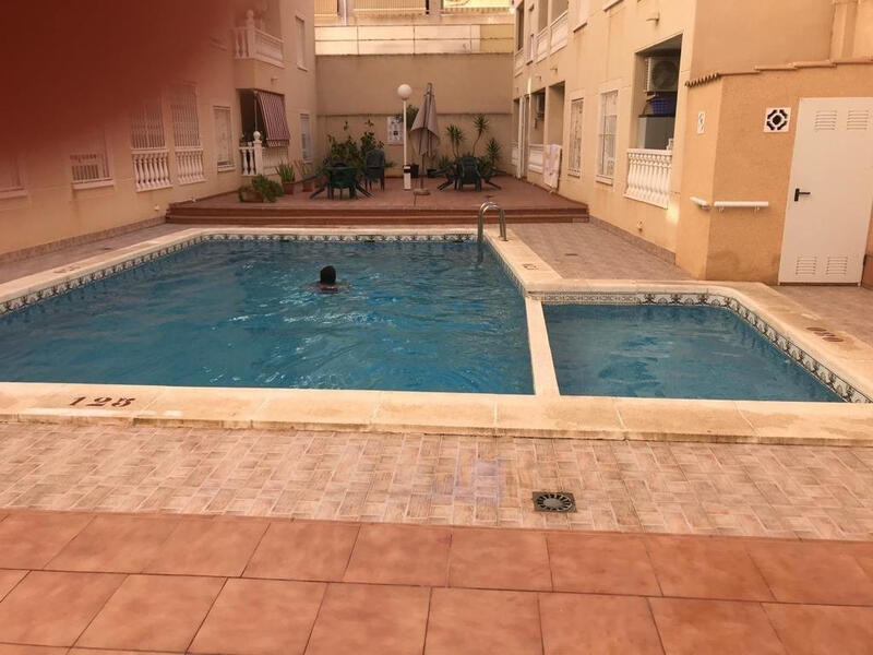 2 slaapkamer Appartement Te koop
