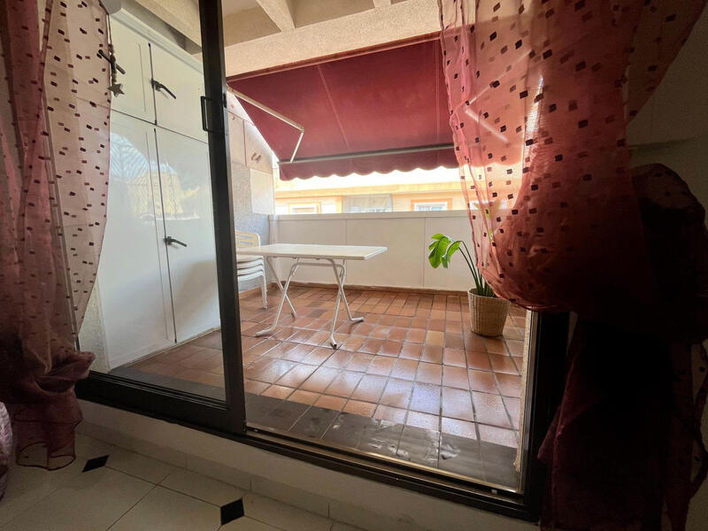 Lejlighed til salg i Torrevieja, Alicante