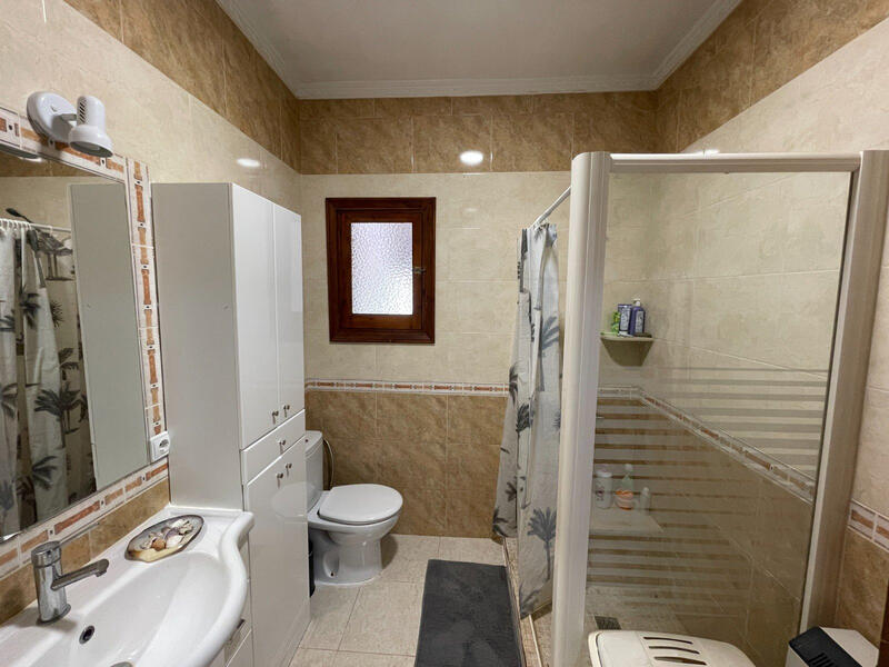 6 Cuarto Villa en venta