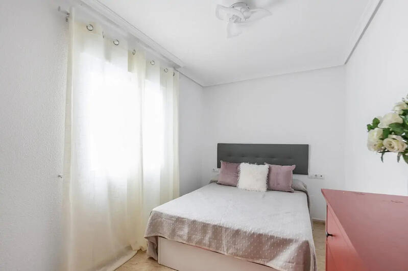 2 slaapkamer Appartement Te koop