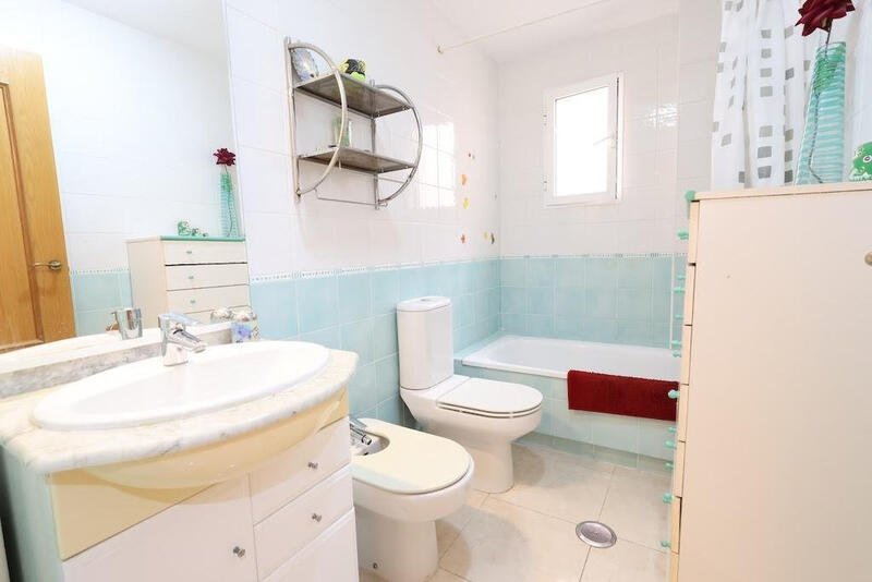 2 slaapkamer Appartement Te koop