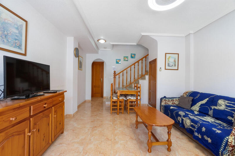2 slaapkamer Gezinswoning Te koop